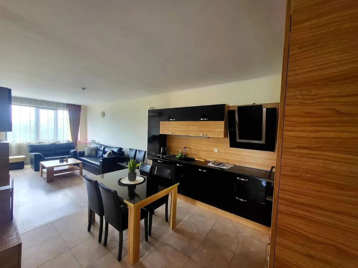 Dilov Apartments In Yalta Золотые Пески Болгария