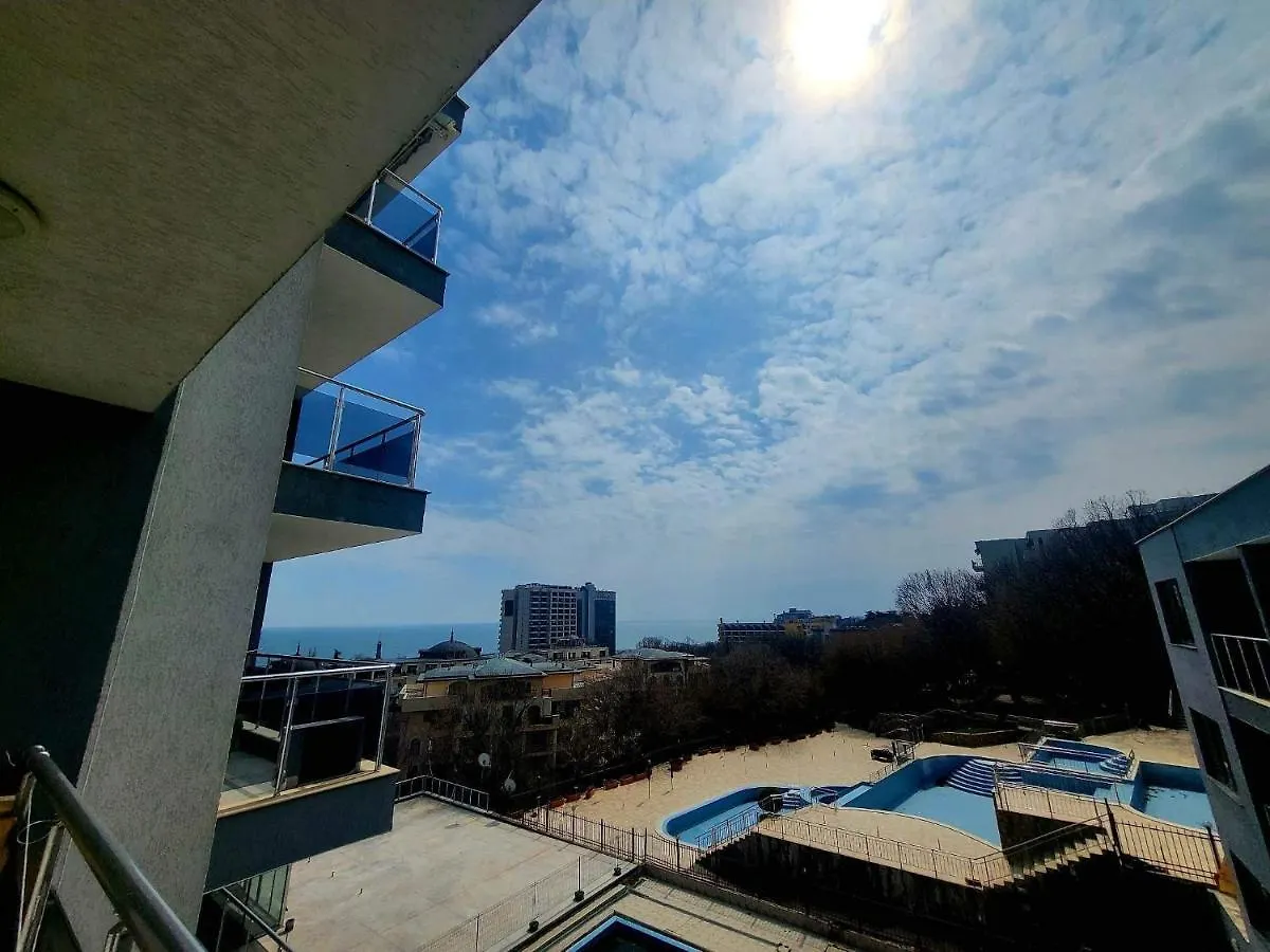 Dilov Apartments In Yalta Złote Piaski