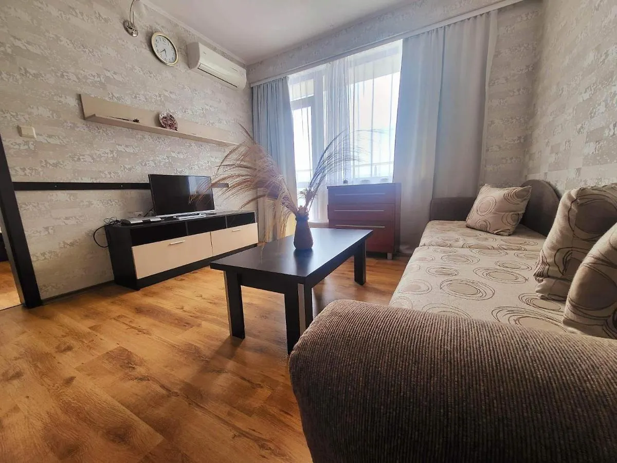 Dilov Apartments In Yalta Złote Piaski