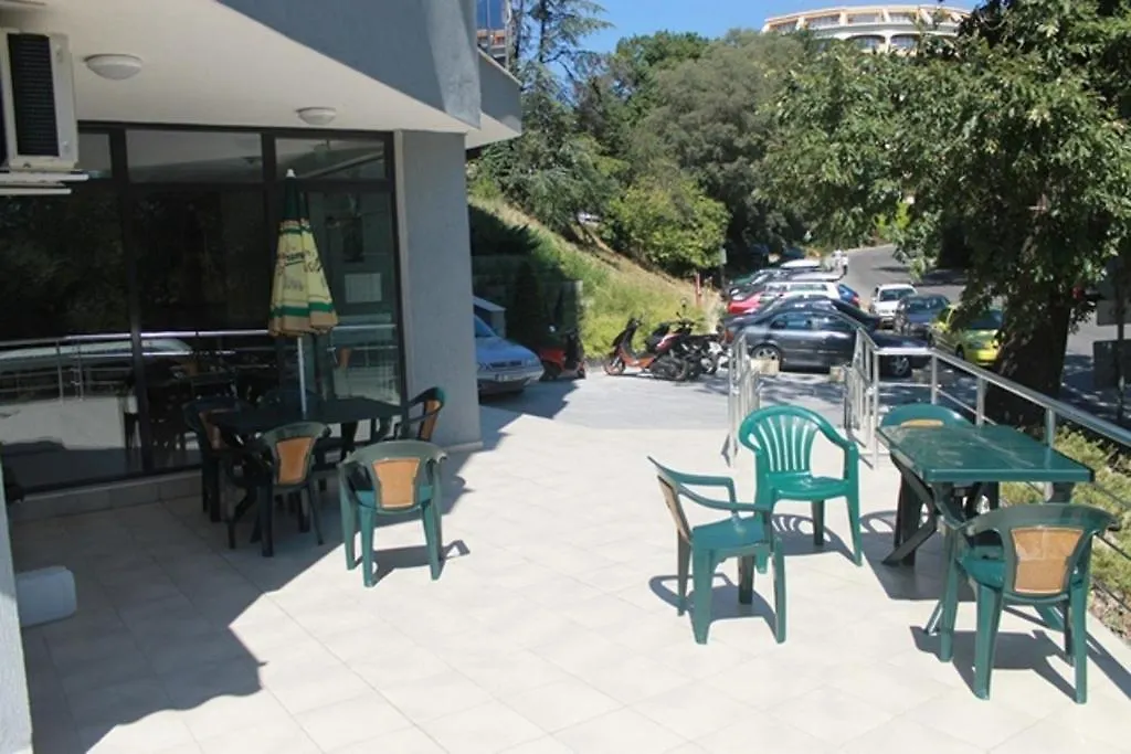 Dilov Apartments In Yalta Złote Piaski
