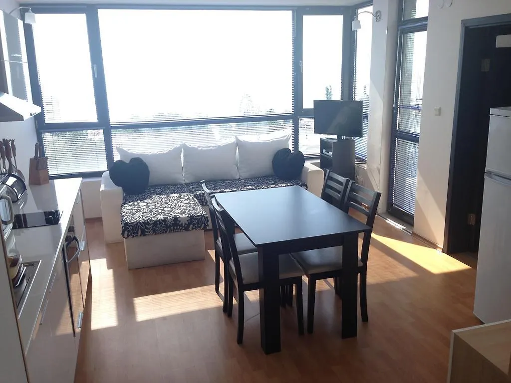 Dilov Apartments In Yalta Złote Piaski Bułgaria
